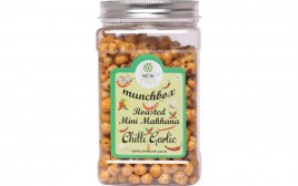 New Tree Munchbox Roasted Mini Makhana Chilli Garlic  Glass Jar  150 grams